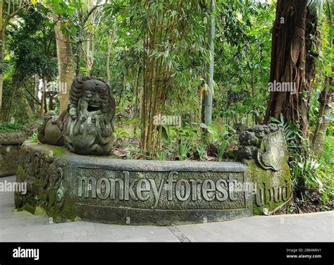 Entrance to the Sacred Monkey Forest Sanctuary, Ubud, Bali, Indonesia ...