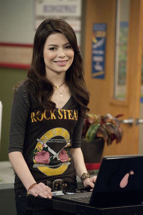 Miranda Cosgrove Photo: iCarly | Miranda cosgrove, Miranda cosgrove ...