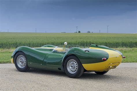 Lister Jaguar Knobbly Stirling Moss Edition Is the Stuff Dreams Are Made Of - autoevolution