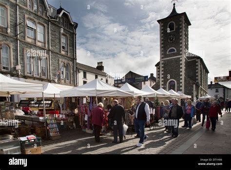 Market Square Thursday Market Day, Keswick, Cumbria Stock Photo - Alamy