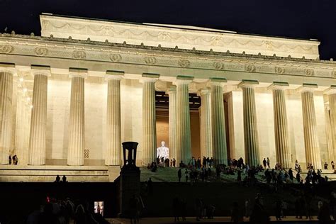 Washington DC Monuments Night Tour