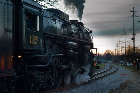 Pere Marquette 1225 | Marquette, Steam locomotive, Train