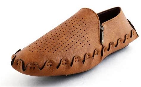 Woodstone United Colors Men Loafers at Rs 699/pair | Men Loafer Shoes in Sonitpur | ID: 16600636912