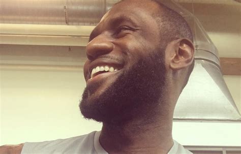 LeBron James shows off new Cavs gear in Instagram post