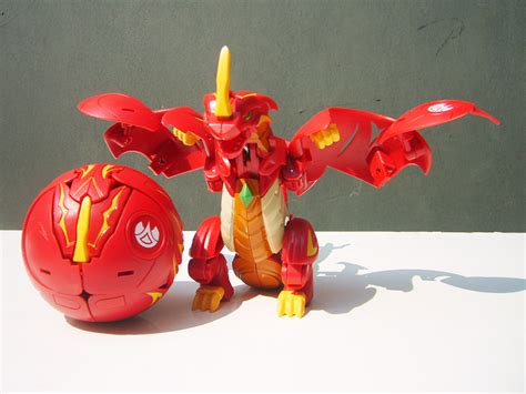 Rumah Mainan: Bakugan Dragon Red » SOLD