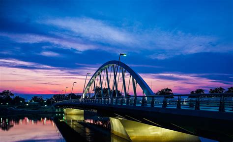 Main Street Bridge | American Institute of Steel Construction