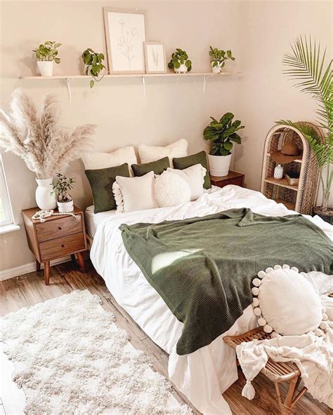 Home Decor Items Green and white bedroom decor by @rachelkathleen13 ...