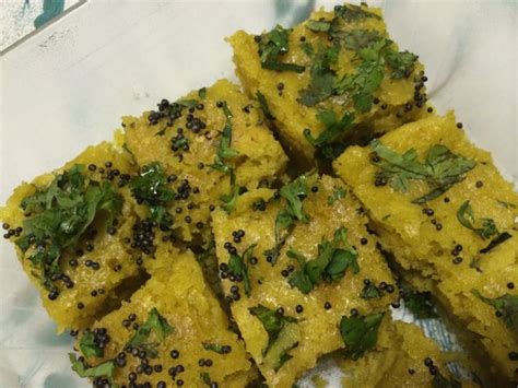 khaman Indian Food Recipes, Vegetarian Recipes, Dhokla, Semolina, Food ...