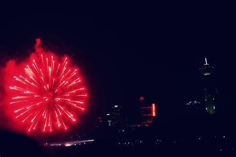 Fireworks in Niagara Falls by CovaWarcore on deviantART