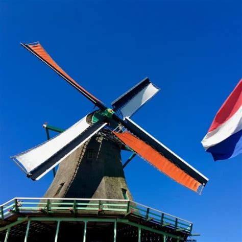 About Us | Holland Windmills