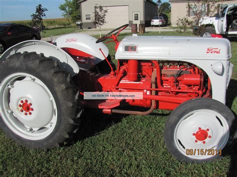 1952 8N ford tractor specs