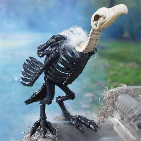 Skeleton Vulture | Grandin Road