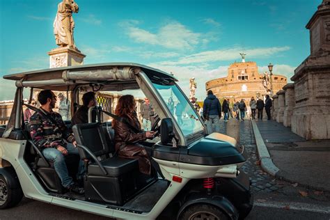 Short tour of Rome in Golf Cart - Turtle Tour Rome