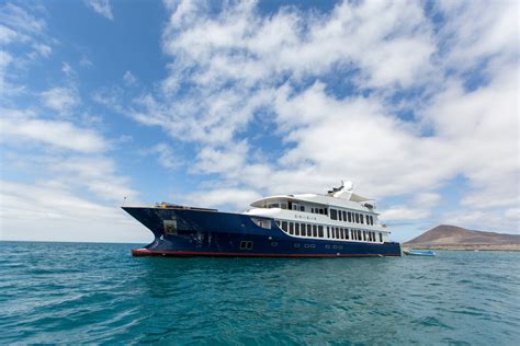 7 Night Galápagos cruises | Galapagos Cruises