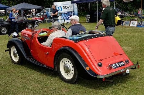 Singer 9 4A roadster 1950 r3q | Singer cars, Roadsters, Classic cars