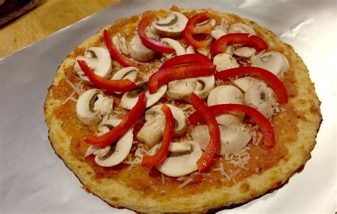 Cauliflower Crust Vegetable Pizza - Wayne Johnson | Wayne's Weekend