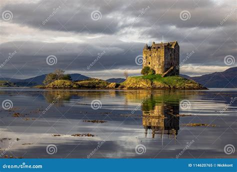 Loch Linnhe in the Scottish Highlands is Home To Castle Stalker Stock ...