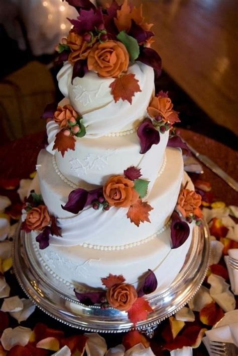 45+ Incredible Fall Wedding Cakes that WOW | Deer Pearl Flowers