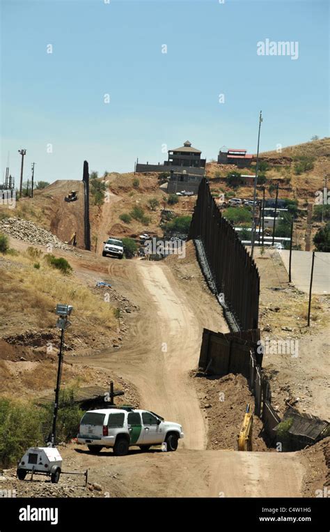 Replacement of the border wall at Nogales, Arizona, USA, and Nogales ...