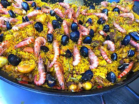 Must-Try Seafood in Spain: 13 Best Spanish Seafood Dishes