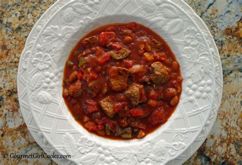 Gourmet Girl Cooks: Chili Beef Stew Soup - Slow Cooker Style