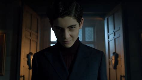 Bruce Wayne's transformation begins in latest Gotham Season 3 promo ...