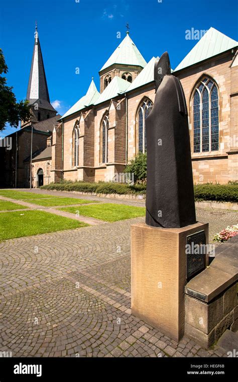 Essen cathedral muenster essen germany hi-res stock photography and images - Alamy