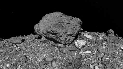 NASA's OSIRIS-REx spacecraft spots asteroid Bennu's Boulder "Body Armor"