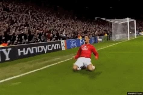 Cristiano Ronaldo GIF - Find & Share on GIPHY