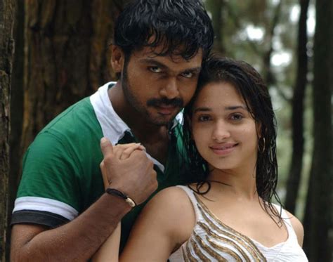 Rare Collection of free wallpapers: Paiya Karthi and Thamannah Romance Wallpapers