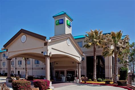 Holiday Inn Express & Suites Lake Charles, an IHG Hotel - Lake Charles, LA | www.ihg.com ...