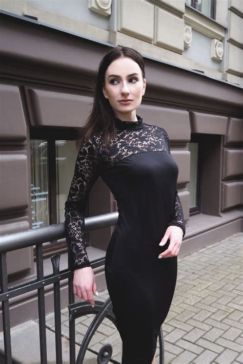 Light in the Box Black and Lace Dress | Lady, Hübsch