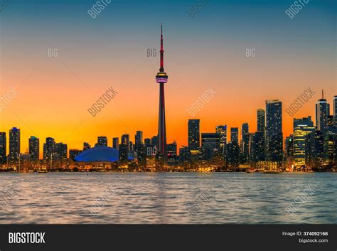 Toronto Skyline Cn Image & Photo (Free Trial) | Bigstock