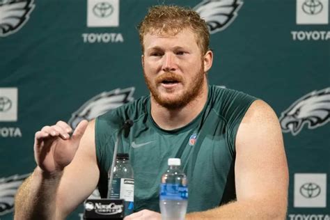 Eagles guard Cam Jurgens expected to miss a few weeks with foot sprain