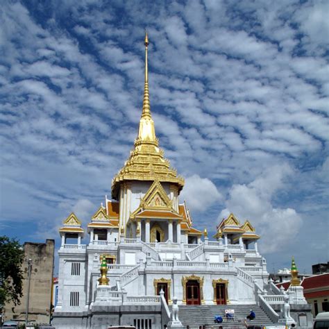 Wat Traimit - Temple of the Golden Buddha - Bangkok For Visitors