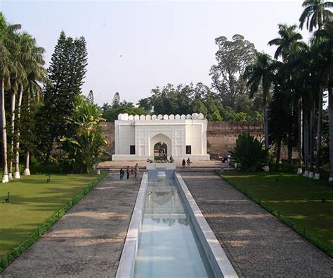 Pinjore Garden Near Chandigarh | Pack Travels & Tours (P) LTD.