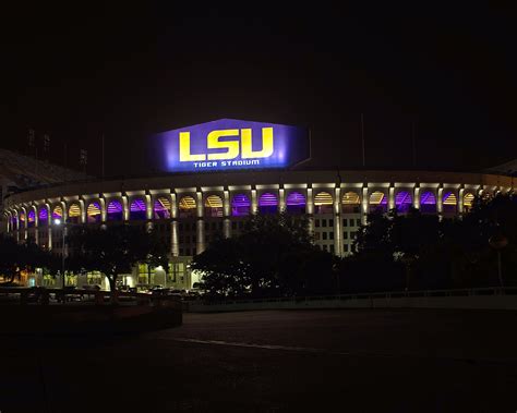 LSU Tiger Stadium Wallpaper - WallpaperSafari