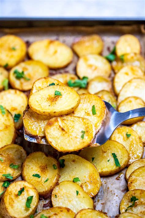 Baked Potato Slices • Dishing Delish