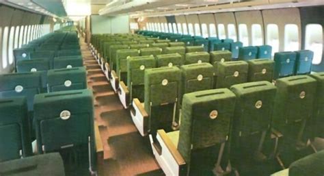 Aer Lingus Boeing 747 Interior Economy Class seating -- Patrick Boulton | FLYING ECONOMY CLASS ...