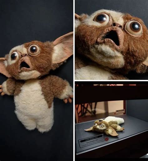 The surprised Gizmo puppet used in the toy car scene in the movie ...