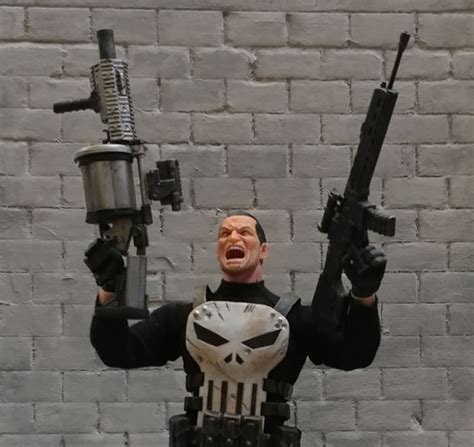 One:12 Collective The Punisher: Weapons (Part 2) : TV and Film Toys