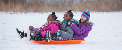 Sledding | Three Rivers Park District