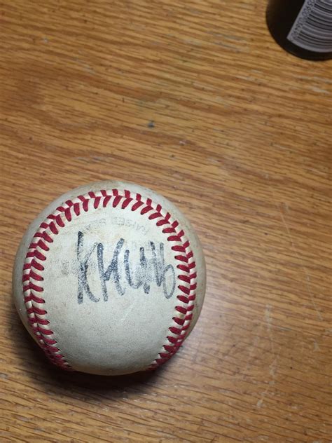 Can anyone identify this baseball autograph? : Autographs