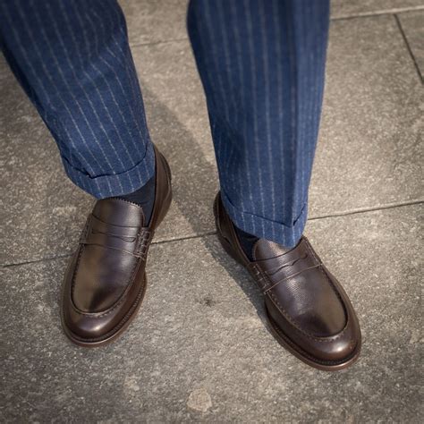 Men’s dark brown leather Penny Loafers | Velasca in 2022 | Penny loafers, Dark brown shoes, Dark ...