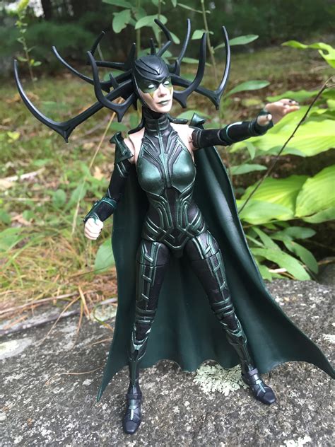 Marvel Legends Hela Figure Review & Photos Thor Ragnarok Series - Marvel Toy News