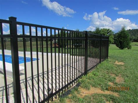 What to Know About Aluminum Fencing | Mills Fence