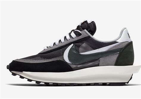 sacai Nike LDWaffle Black BV0073-001 Official Images | SneakerNews.com