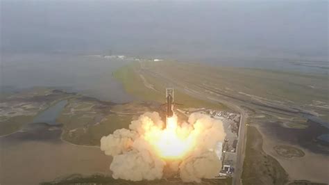 SpaceX's Starship explodes minutes after landmark launch of world's most powerful rocket system ...