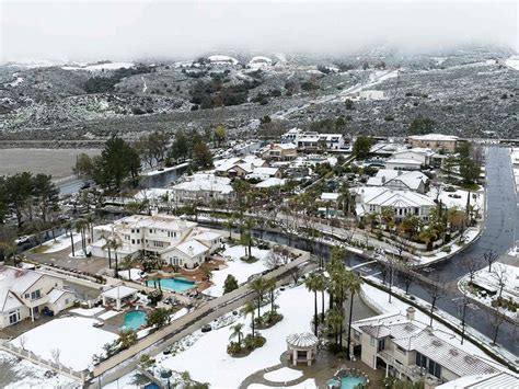 Los Angeles area still blanketed by snow in rare heavy storm | Americas – Gulf News