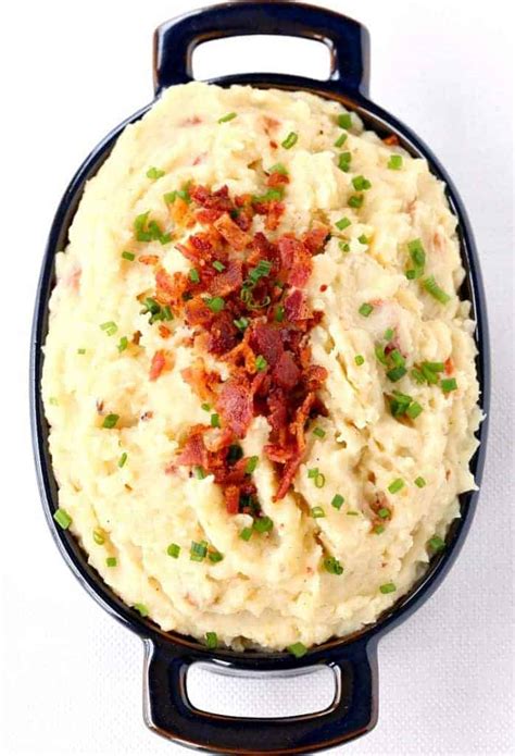 Slow Cooker Cheesy Bacon Mashed Potatoes | A Crock Pot Potato Recipe